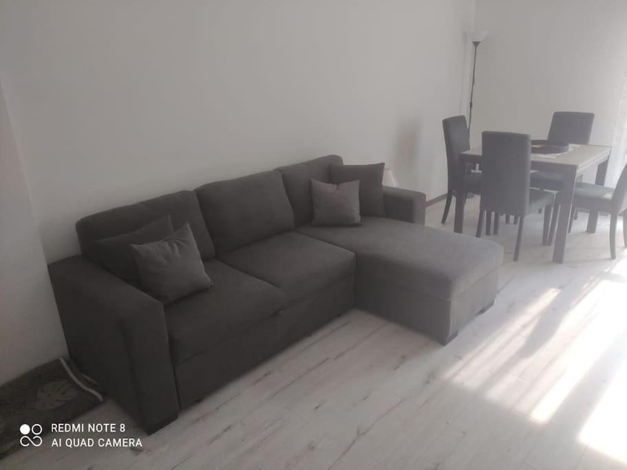 Appartamento Casa Lucia Rozzano Esterno foto